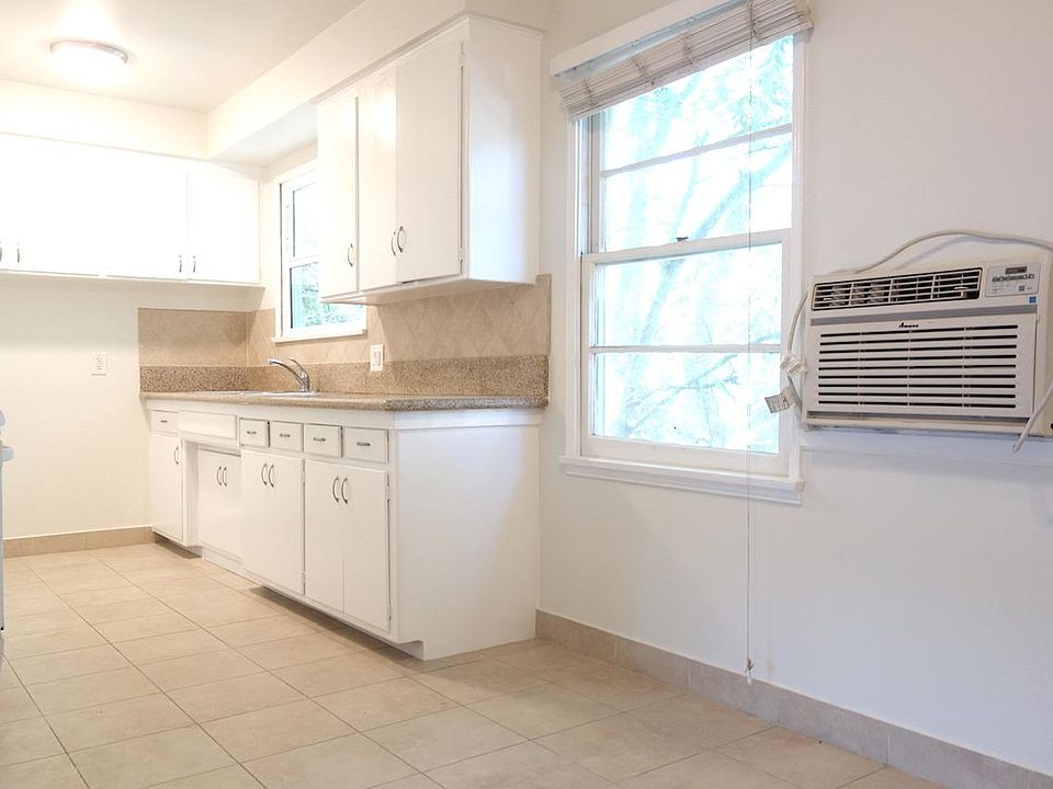 1st image of 440 Mission St #B6