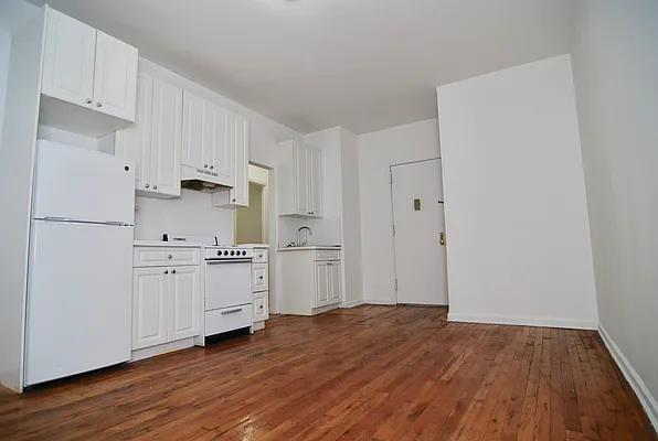 Rented by Building Equity Real Estate LLC | media 7