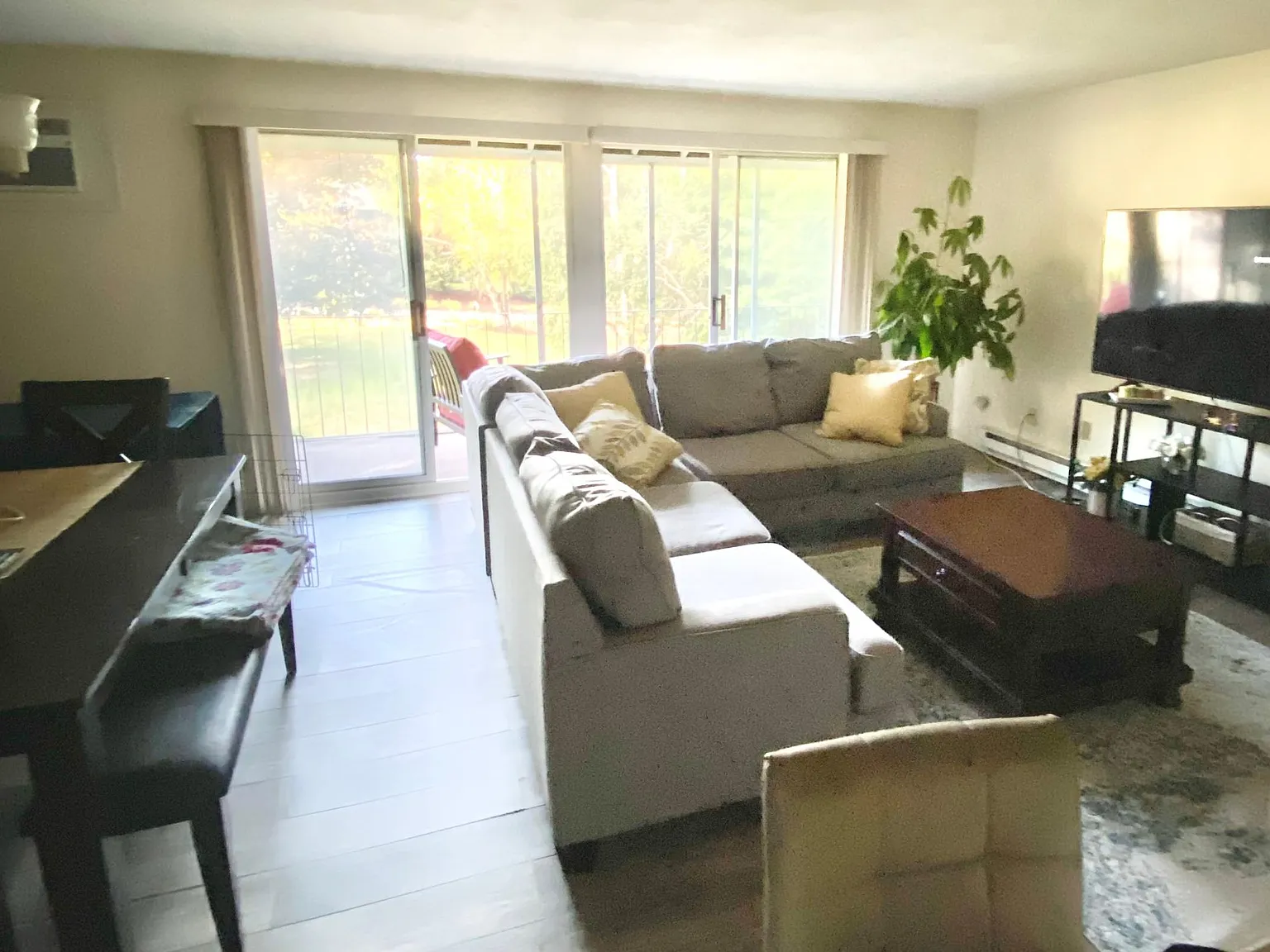 883 Weirs Blvd — Photo 4
