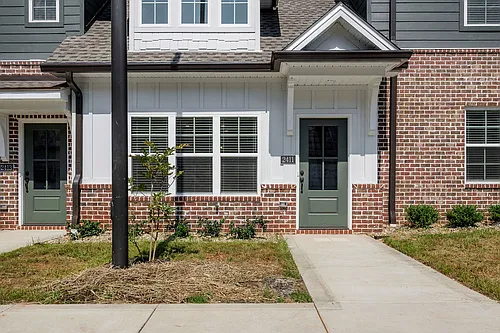 1150 England Dr Photo 1