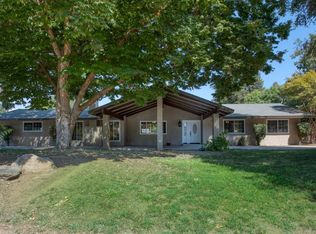 1015 N Peach Ave, Clovis, CA 93611
