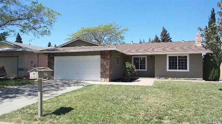 1st image of 916 La Cruz Ln