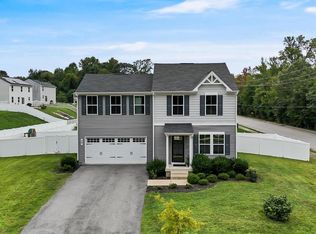 39 Willow Woods Dr, La Plata, MD 20646