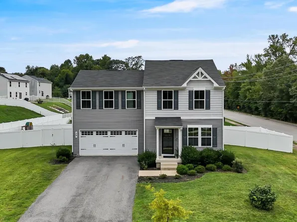 39 Willow Woods Dr, La Plata, MD 20646