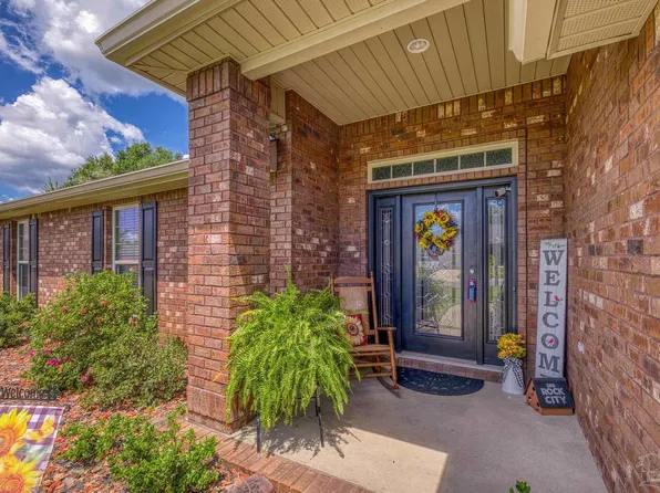 6065 Autumn Pines Cir, Pace, FL 32571