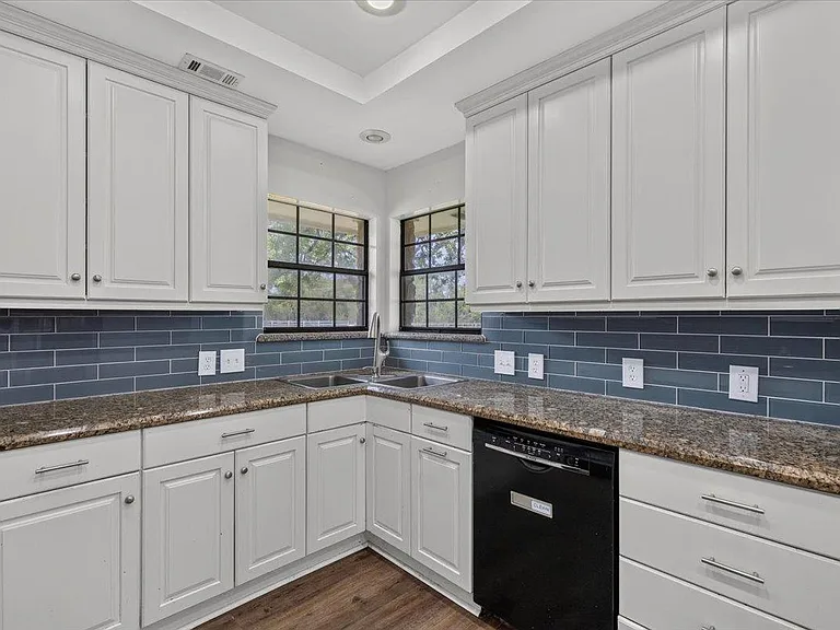 6725 The Outer Ave — Photo 15