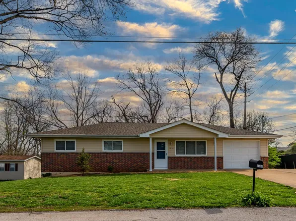 1800 Orchard Dr, Arnold, MO 63010