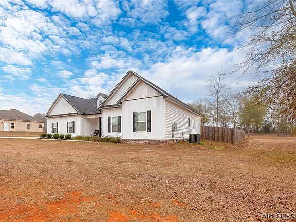 4th image of 5094 County Road 514 Rd