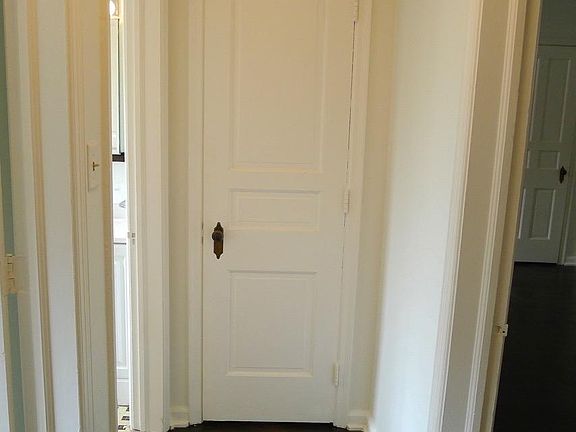 5th image of 825 Iroquois St APT B3