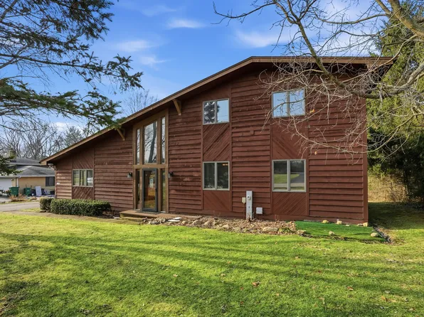 11250 Dineff Rd, Lemont, IL 60439