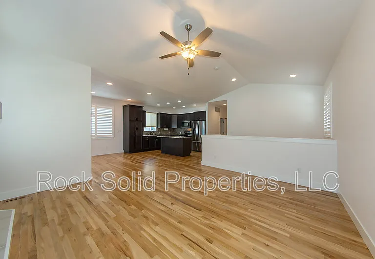 3519 Blue Feather Trl — Photo 15