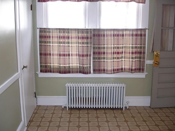 Kitchen / Dinning Area