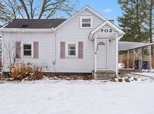 702 S Davis St, Vicksburg, MI