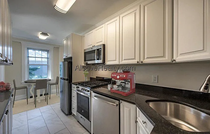 Studio, 1.0 bath, $2,680 — Photo 2
