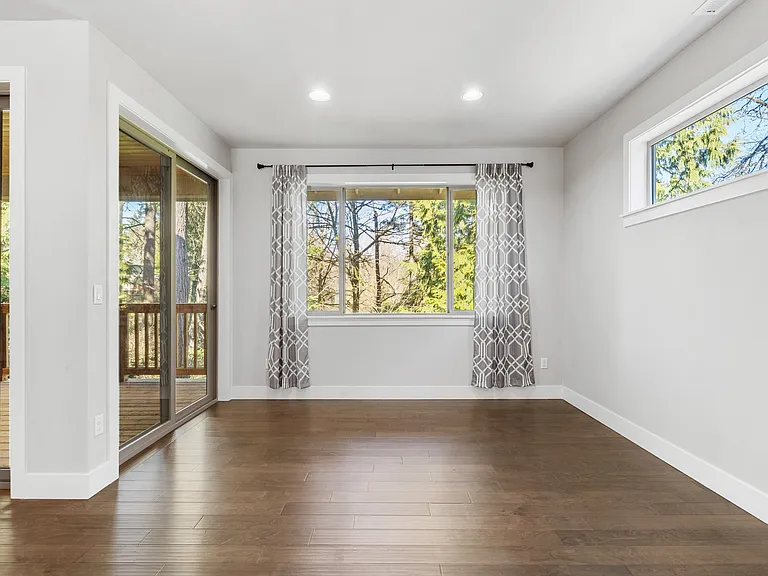 12048 SE May Creek Park Dr — Photo 10