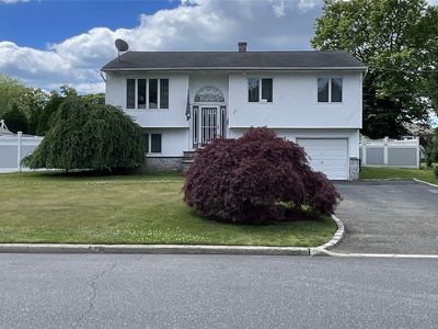 111 Boulevard Avenue, West Islip, NY, 11795