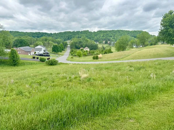 Fountain Springs Dr, Peterstown, WV 24963