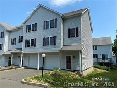 11 Mannions Lane APT D-11, Danbury, CT, 06810