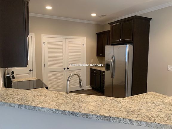 2nd image of 2201B Brookville Dr