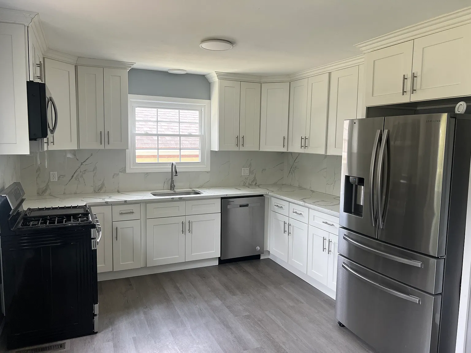 4 bed, 1826 sqft, $3,800 — Photo 1
