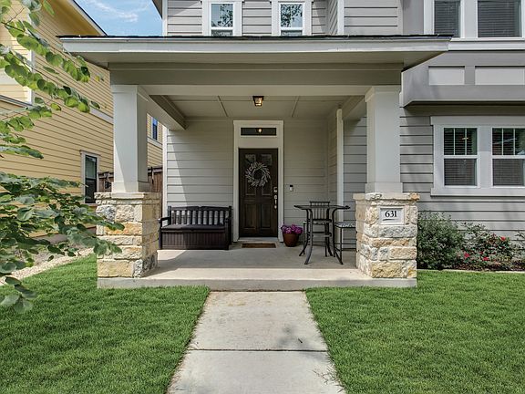 4th image of 631 Leigh St