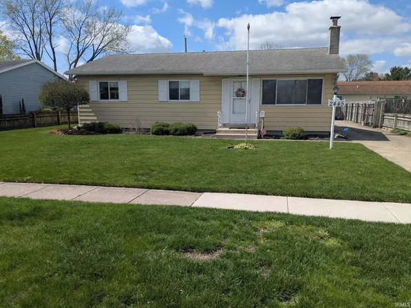 2445 Southdale Dr, Elkhart, IN 46517