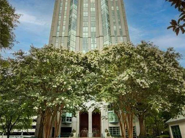 2870 Pharr Court South NW APT 2403, Atlanta, GA 30305