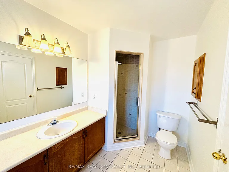 56 Kimono Cres — Photo 16