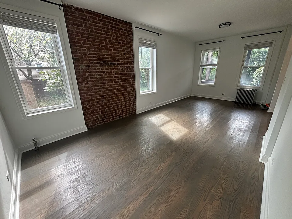 45 S Devoe Ave #1