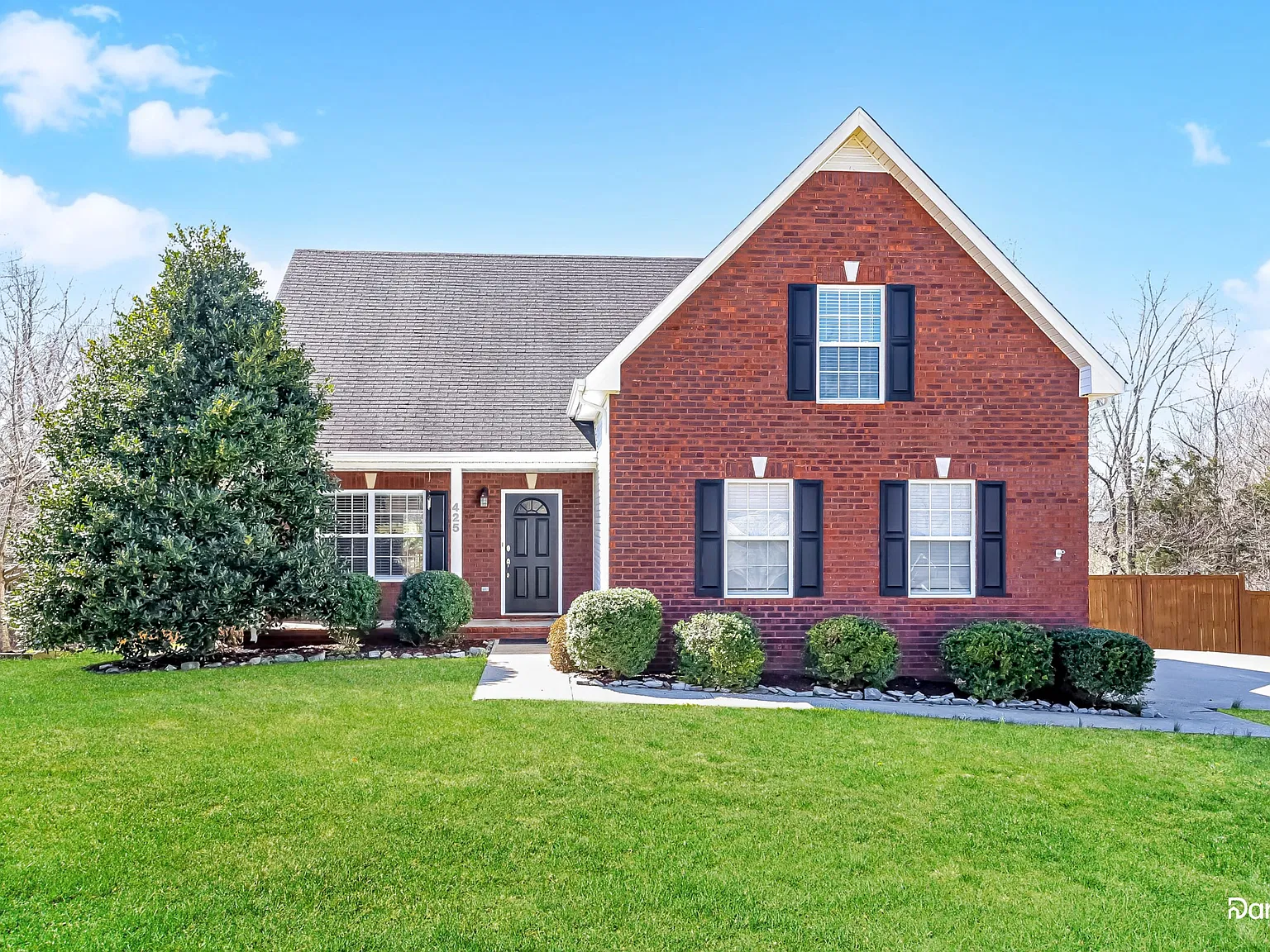 3 bed, 2.5 bath, 2080 sqft, $2,455 — Photo 1
