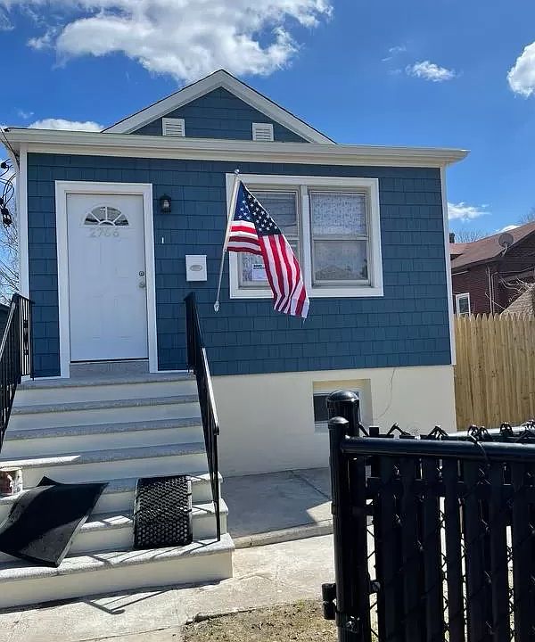 1st image of 2766 Sexton Pl