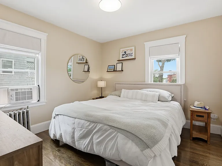 40 Buttonwood St #2 — Photo 9