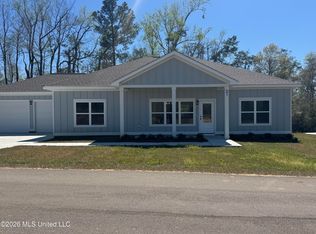 21 Shadow Wood Dr, McHenry, MS 39561