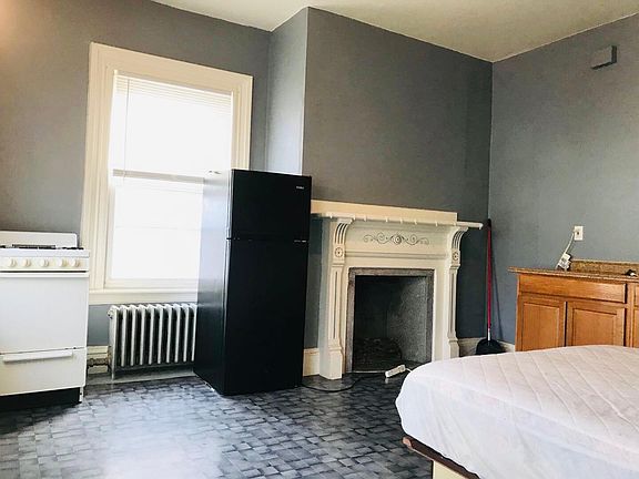 5th image of 90 Clay St #6