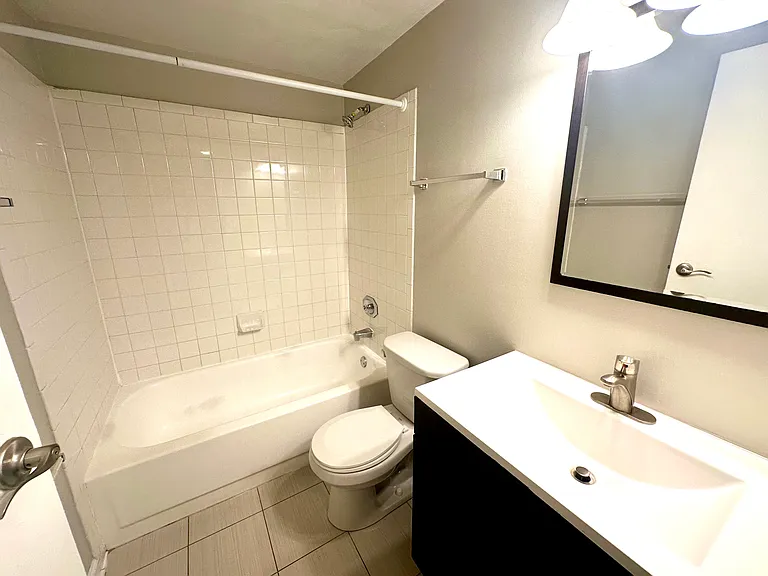 1720 N Halsted St #G1 — Photo 12