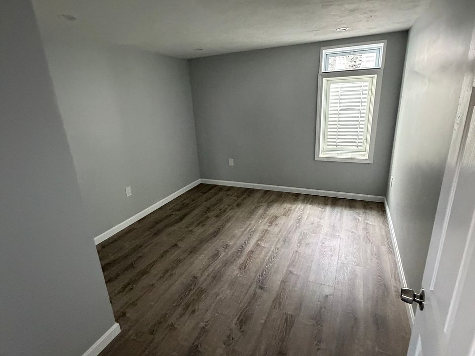 1st image of 85 Indian Run Rd #1
