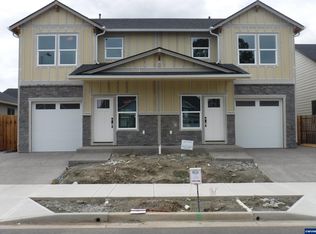 1065 Sassafras 1067 St, Independence, OR 97351