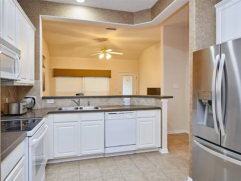 22 W Greenhill Terrace Pl — Photo 7
