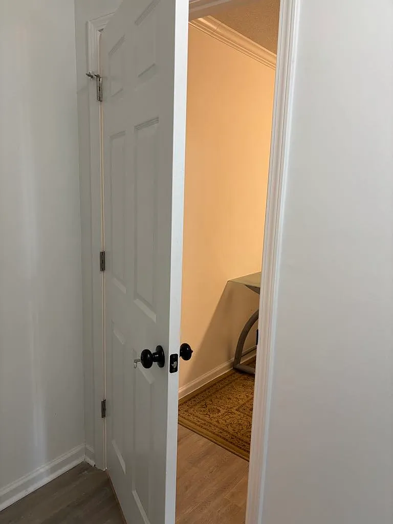 202 Fraser St — Photo 4