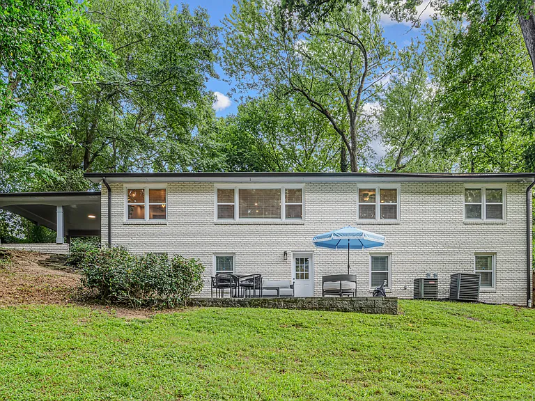 480 Forest Hills Dr — Photo 15