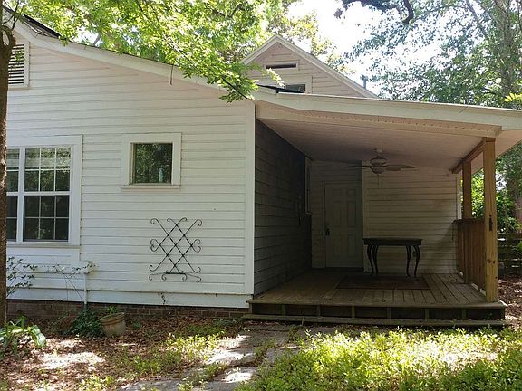 4th image of 215 Helvenston St