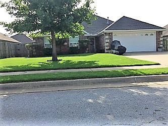 1st image of 6009 S 39th Pl