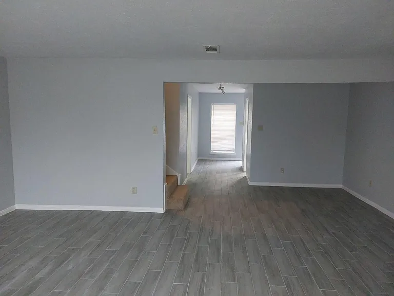 1846 Hollister St #6 — Photo 3