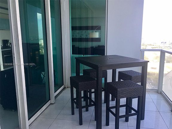 4th image of 1040 Biscayne Blvd APT 3305