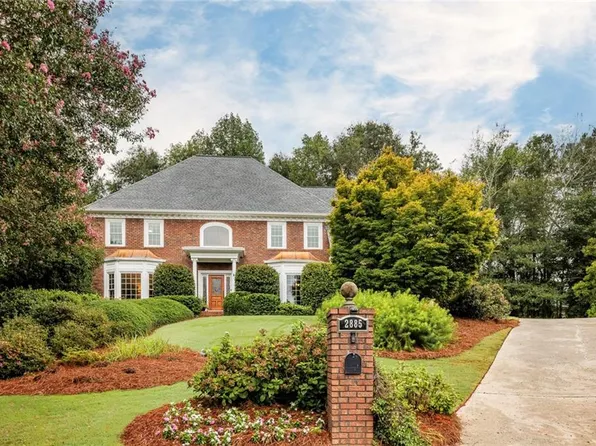 2885 Harwick Dr, Sandy Springs, GA 30350