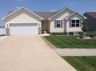 408 2nd St NW, Bondurant, IA 50035