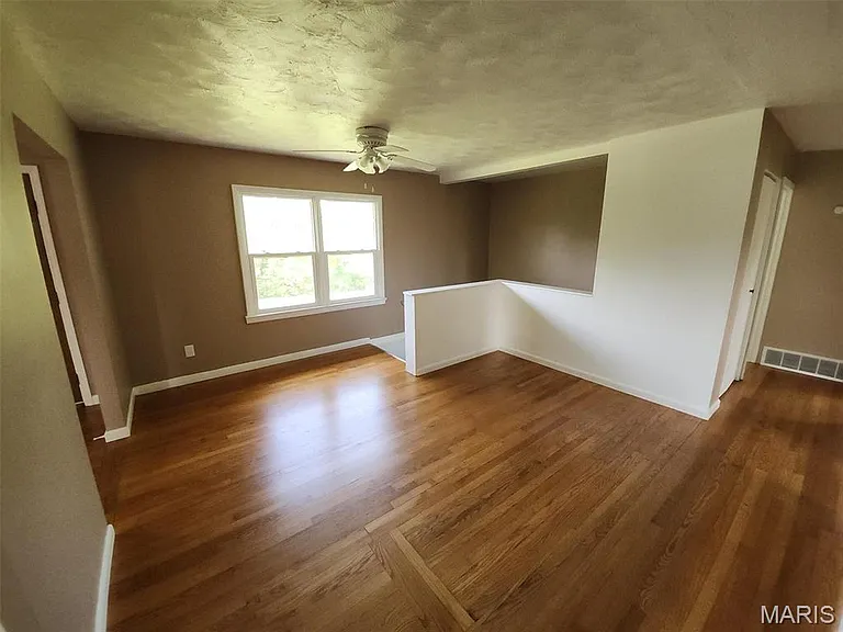 2915 Spring Forest Rd — Photo 5