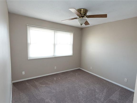 2nd image of 1011 NW Greenwood St #1011