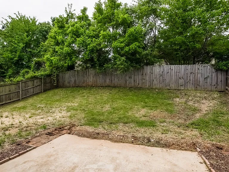 10415 Battle Ct — Photo 20