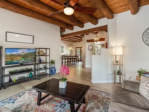 3 bed, 1932 sqft, $3,500 — Photo 4